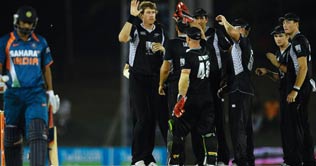 New Zealand smash India by 200 runs