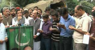 DGK flooded due to Shahbazs wrong decisions, alleges Pervaiz 