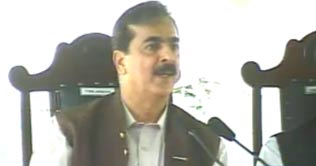 Gilani assures early rehabilitation of Swat