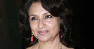 Sharmila Tagore walks the ramp at Jewellery Week