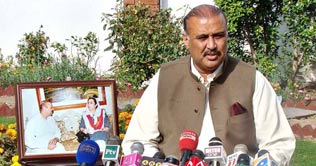Sialkot tragedy exposes Punjab govts bad governance: Raja Riaz