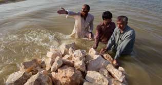 1 million more displaced by Pakistan floods: UN