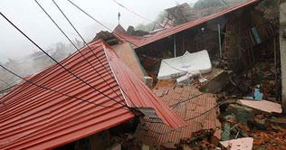 Venezuela landslides leave 21 dead