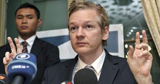  Interpol issues arrest warrant for WikiLeaks founder