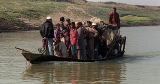 Bangladesh: 32 killed in a boat capsize in northeastern area 