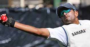 Rahul Dravid makes a new record of 200 catches in Test cricket