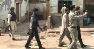 Karachi: FIA team examine the scene of blast at Jinnah Hospital