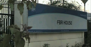 Govt to take action against smuggling of goods