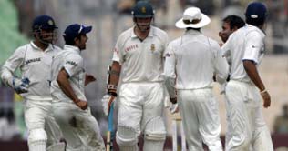 Proteas reach 115-3 in 2nd test vs India on day 4