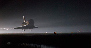 Endeavour returns to earth safely