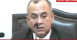 Pak wants to resolve all bilateral disputes including Kashmir