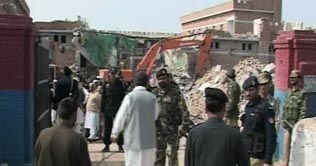 Karak: 5 killed, 22 injured in suicide attacks on Police station