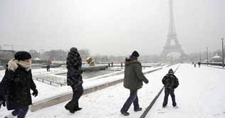 Europe struggles as snow continues  