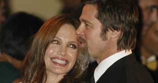Brad and Angelina to skip Golden Globes 