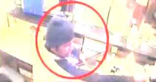  Dunya News gets CCTV pictures of Faisalabad bank heist