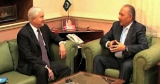 Gates assures to continue support against terrorism