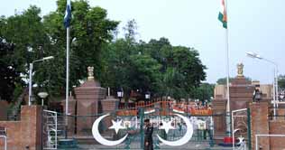 India frees Pak prisoner