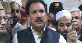 Conspiracy being hatched to trigger ethnic riots: Rehman Malik