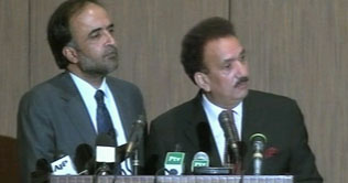 Malik rules out operation in Punjab by federal govt