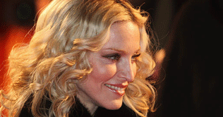 Madonna spends 562,600 pounds for beauty care