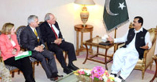 Gilani for Pak-US concerted efforts to bridge trust gap