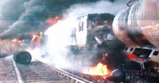 Sadiq Abad: 5 bogies of cargo train burnt