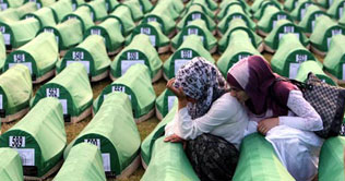 Several hundred victims of Srebrenica massacre buried