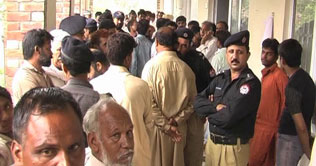 Gujranwala: Murderer of four escapes 