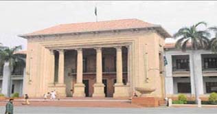  PA Speaker forms body to woo media