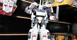 Toys in Japan focus on parents-children bonding