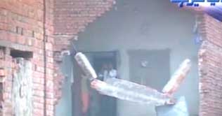 35 injured as roof fell due to heavy rain