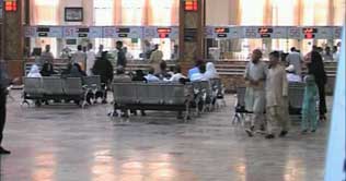  Govt sets Rs 19b target for T-bills selling