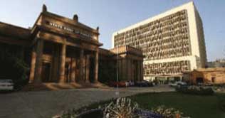 SBP injects 120b to overcome liquidity crunch