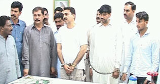 Gujrat: FIA recovers fake foreign degrees, passports, HEC stamps