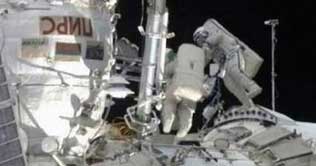 Russian astronauts conduct spacewalk outside Int'l Space Station 