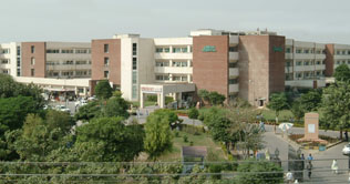 Lahore: Terrorists storm Jinnah Hospital, 7 killed