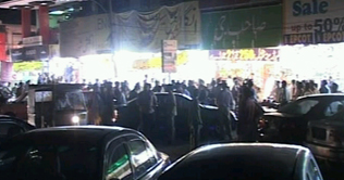 Lahore markets remained open after 8pm