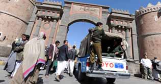 12 US citizens apprehended in Yemen