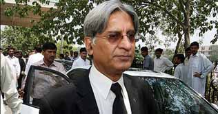 Only govt could conduct referendum: Aitzaz