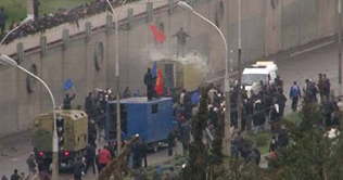 Death toll from ethnic fighting in Kyrgyzstan exceeds 200