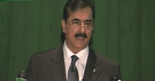 Government implementing Supreme Court decisions: Gilani