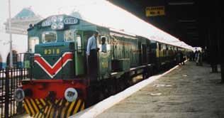 Pakistan Railways considering 15pc increase in fares 