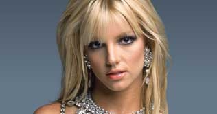 Britney Spears turns fashion designer