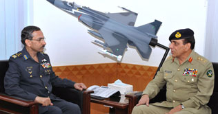 Islamabad: COAS visits Air Force Headquarters