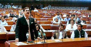 PPP-led coalition government made no political victimization: PM Gilani
