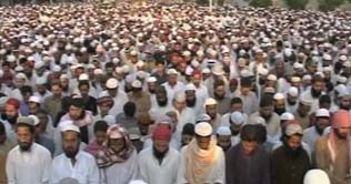 Maulana Abdul Ghafoor laid to rest in Karachi