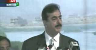 Water issue to be taken up at diplomatic level with India:Gilani