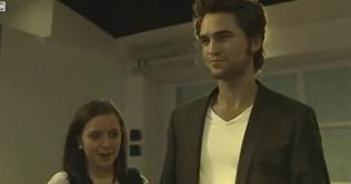 New York: Robert Pattinson wax figure placed in Tussauds Museum
