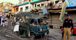 Peshawar: 5 injured in explosion at CD shop