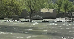36 villages at flood risk, if Hunza lake overruns